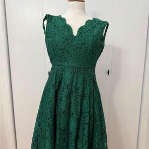 Jolie Forest Green Lace Midi Dress